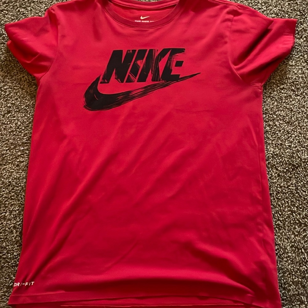 Nike dry-fit tshirt